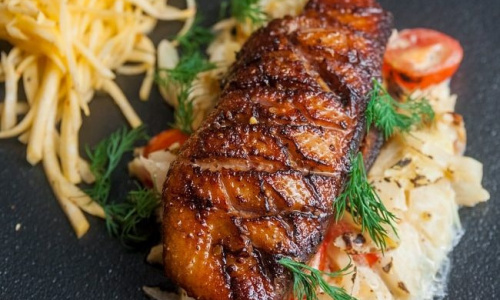 Anties Confit su persikais