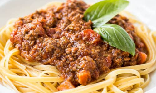 Makaronai bolognese